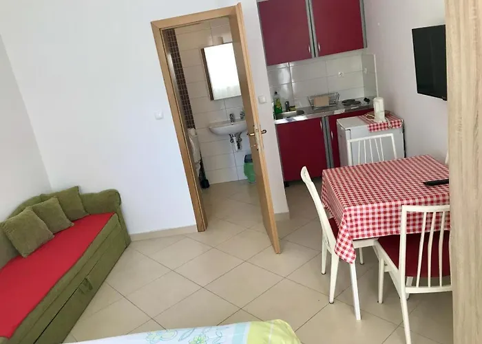 Apartment Ally
